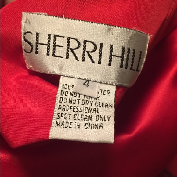 Sherri Hill Prom Dress - Picture 5 of 5